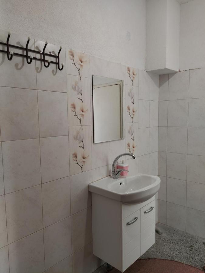 Guest House Proynovi Kalofer Exteriér fotografie